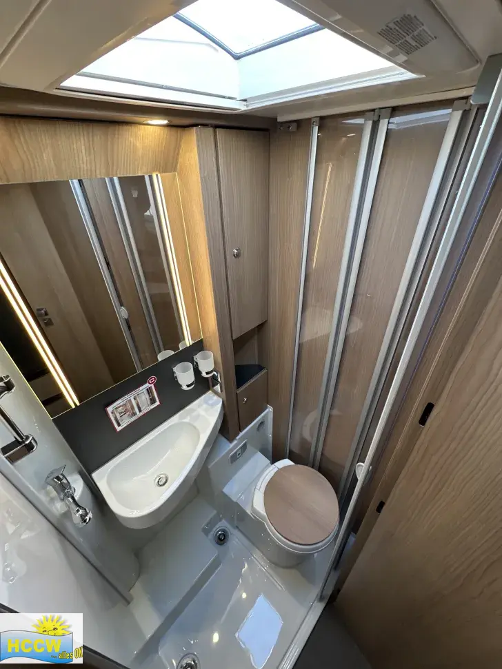 Toilette Carthago C2-tourer I 141 KB-LE lightweight 3.5t 3,5 t Zulassung