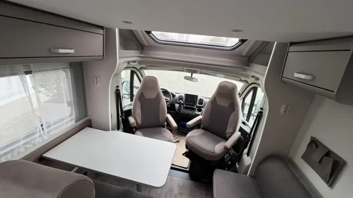 Fahrzeugbild Carado T 328 #6