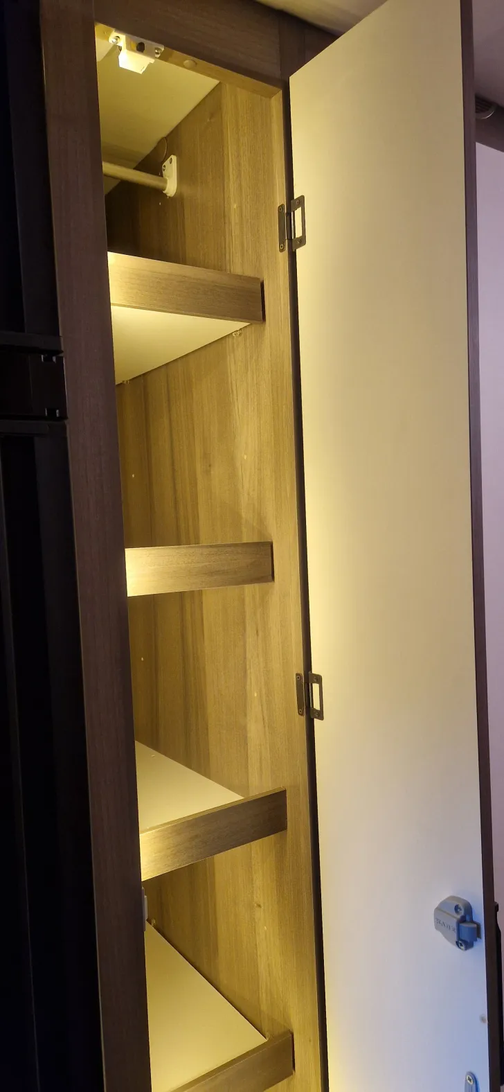 Fahrzeugbild Kabe Estate 560 GLE autom.Hubsystem #8