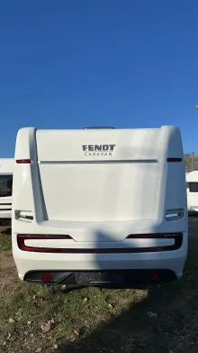 Frontal Hinten Fendt Bianco Activ 550 SD