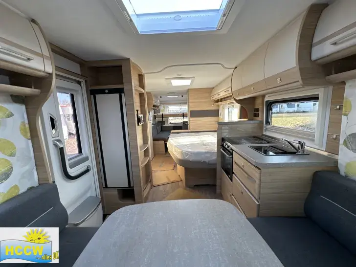 Sicht vorne-hinten Fendt Bianco Activ 720 SKDW Summerspecial