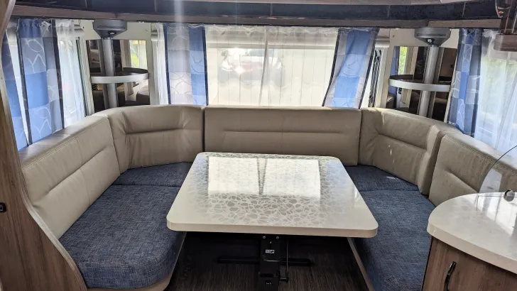 Fahrzeugbild Hobby De Luxe 560 UL sofort verfügbar #5