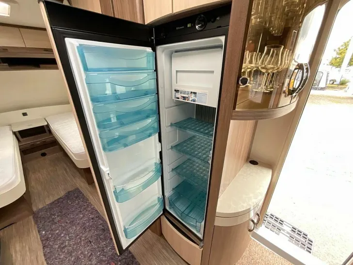 Fahrzeugbild Hobby De Luxe 560 UL sofort verfügbar #6