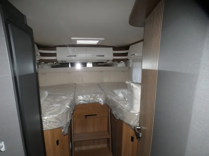 Fahrzeugbild Carthago C1-tourer I 143 KB-LE comfort 4.2t Sonderpreis Ohne Hubbett #13