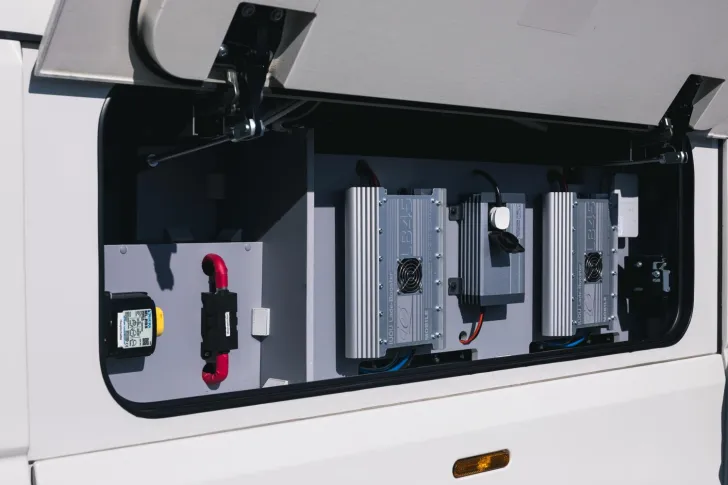 Fahrzeugbild Morelo Empire Liner 110 GSB mit PKW-Garage #12