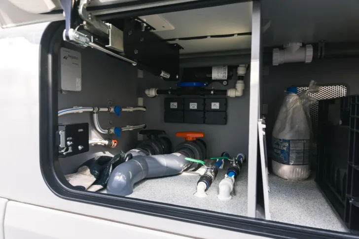 Fahrzeugbild Morelo Empire Liner 110 GSB mit PKW-Garage #13