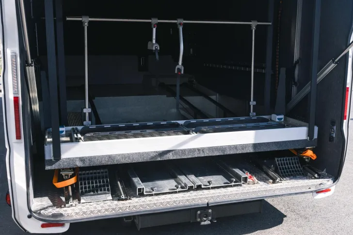 Fahrzeugbild Morelo Empire Liner 110 GSB mit PKW-Garage #15