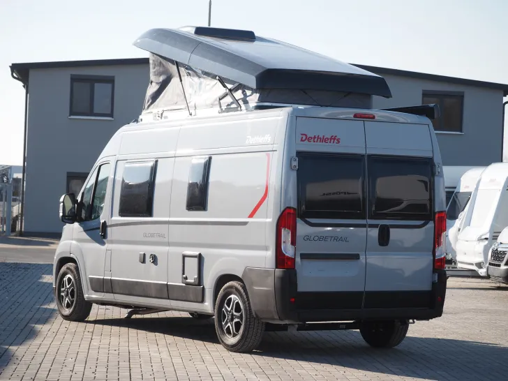 Fahrzeugbild Dethleffs Globetrail 600 DS, Aufstelldach, Automatik #4
