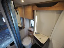 Fahrzeugbild Dethleffs Globetrail 600 DS, Aufstelldach, Automatik #14