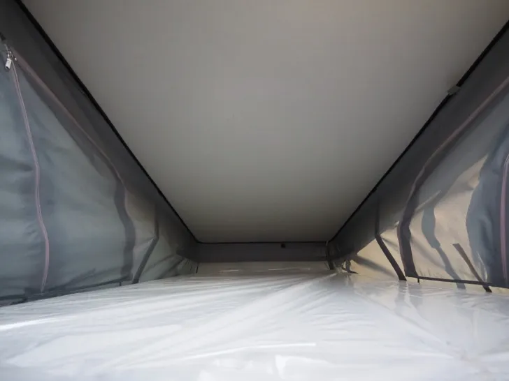 Fahrzeugbild Dethleffs Globetrail 600 DS, Aufstelldach, Automatik #17