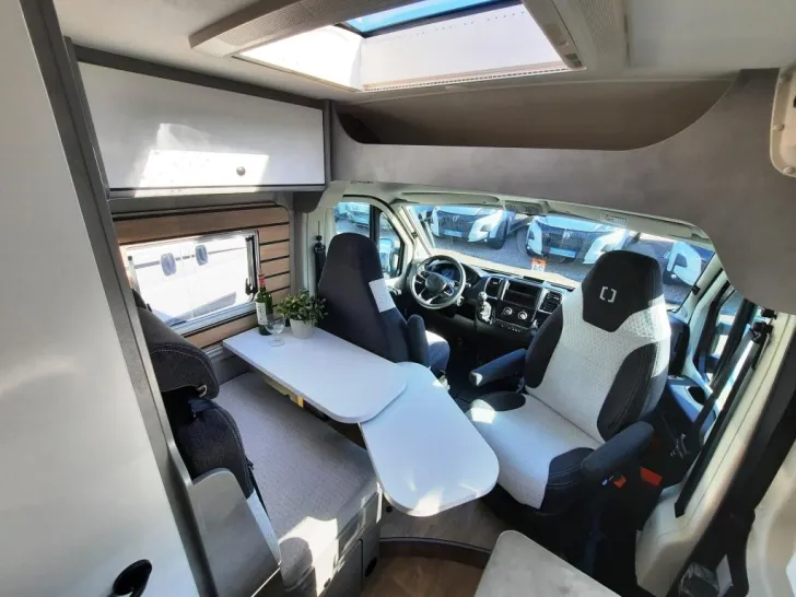 Fahrzeugbild Crosscamp ADVTR 5.4 DF Tageszulassung 4.699 € sparen #8