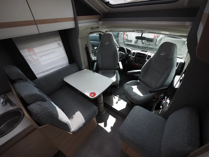 Fahrzeugbild Dethleffs Just Camp T 6812 EB, Markise, Radträger uvm. #5