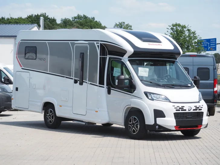 Fahrzeugbild Dethleffs Trend T 6817 EB GT, Automatik, Hubbett, Family #2