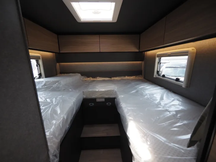 Fahrzeugbild Dethleffs Trend T 6817 EB GT, Automatik, Hubbett, Family #13