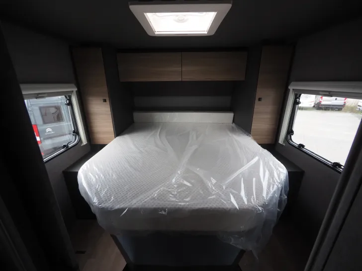 Fahrzeugbild Dethleffs Trend T 7057 DBL, Automatik, Loungesitzgruppe #16