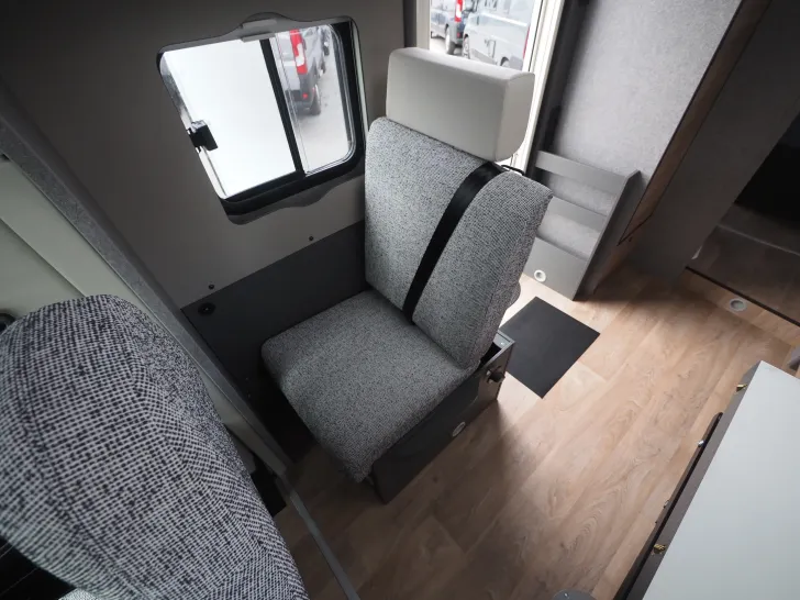 Fahrzeugbild Dethleffs Trend T 7057 DBL, Lounge, Viel Platz #8