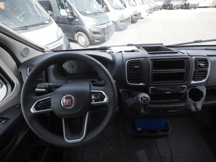 Fahrzeugbild Dethleffs Trend T 7057 DBL, Lounge, Viel Platz #19