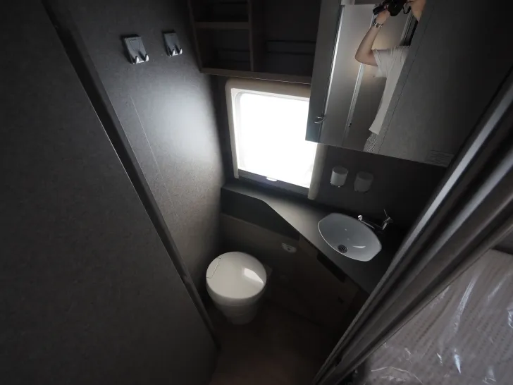 Fahrzeugbild Dethleffs Trend T 7057 EB GT, SAT/TV, Markise, Hubbett #14