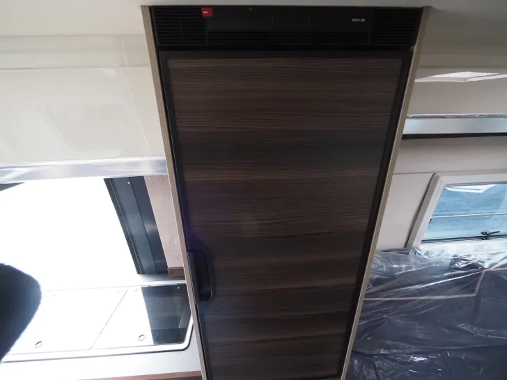 Fahrzeugbild Laika ECOVIP 645, Rundsitzgruppe, Fahrass., Autom. #10