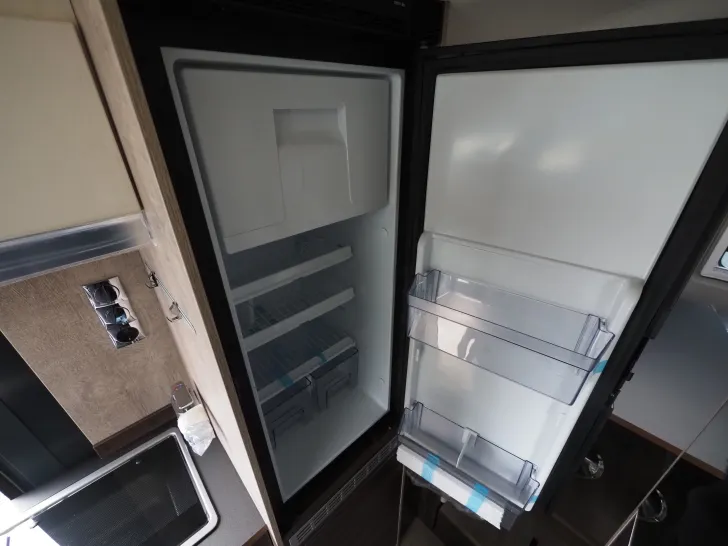 Fahrzeugbild Laika ECOVIP 645, Rundsitzgruppe, Fahrass., Autom. #11