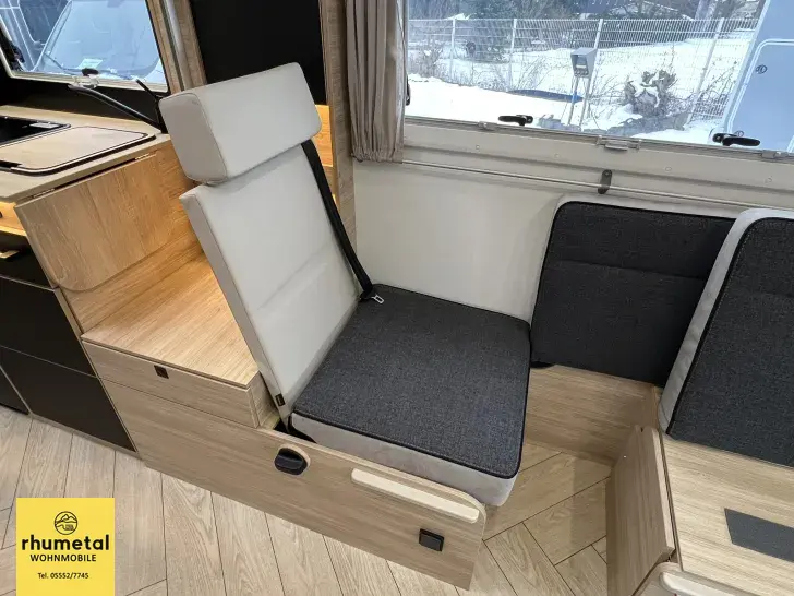 Fahrzeugbild Challenger Teilintegriert 270 Graphite Edition -4-26 #31