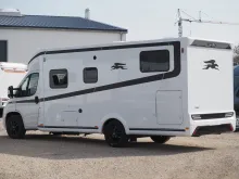 Fahrzeugbild Laika KOSMO L 409, Multimedia, Hubbett, Markise uvm #3