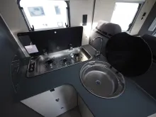 Fahrzeugbild Laika KOSMO L 409, Multimedia, Hubbett, Markise uvm #8