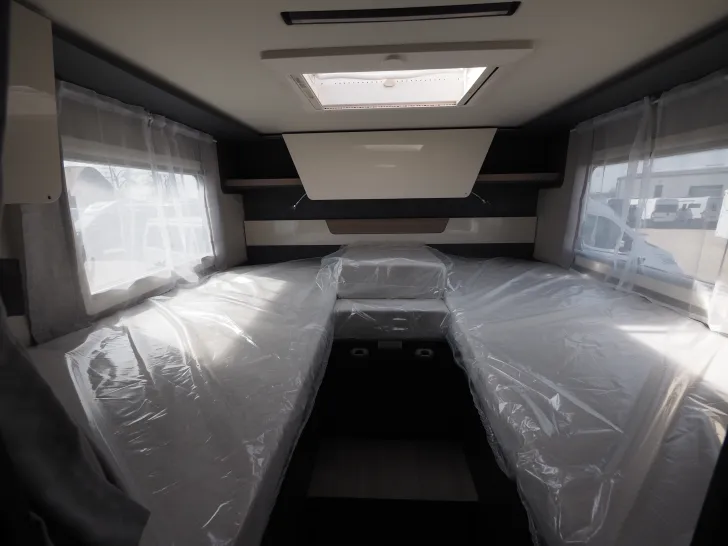 Fahrzeugbild Laika KOSMO L 409, Multimedia, Hubbett, Markise uvm #14