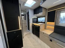 Fahrzeugbild Challenger Teilintegriert 270 Graphite Edition -3-26 #32