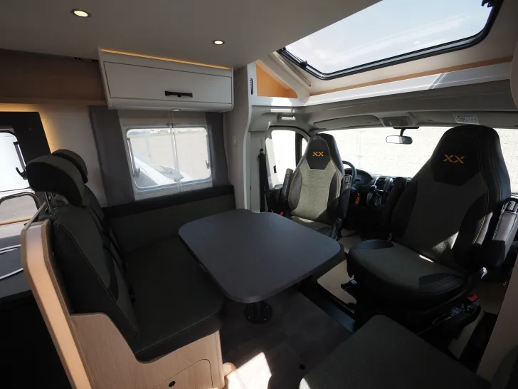 Fahrzeugbild Sunlight T 68 XX Edition, 180 PS Maxi, Automatik #6