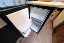 Fahrzeugbild Carado Vlow 640/1.Hand/Festbett/Klima/Markise/Euro6 #16