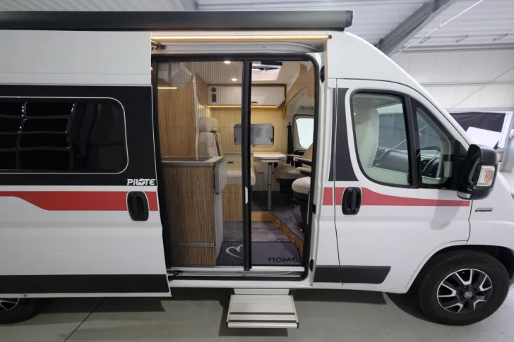 Fahrzeugbild Pilote V 600 S/Doppel Etagenbett/Markise/AHK/Klima #6