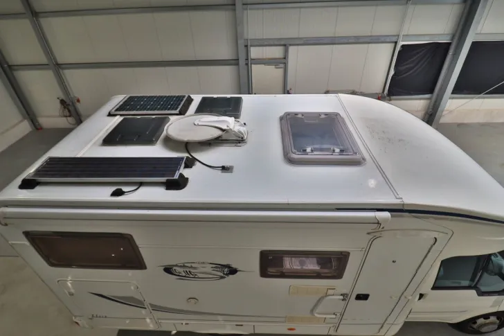 Fahrzeugbild LMC Liberty 618 TI Start/Festbett/Garage/Klima/Solar #5