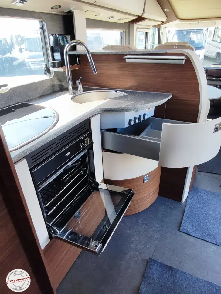 Fahrzeugbild Carthago chic c-line I 5.9 XL LE 2026 Listenpreis: 207.100€ #11