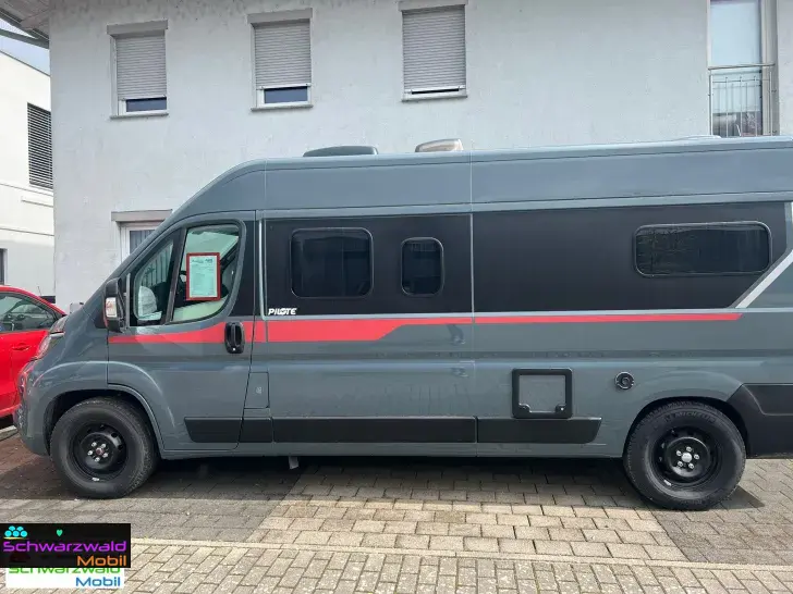 Fahrzeugbild Pilote V600J FIAT Markise isol. Abwas. Navi uvm. #2