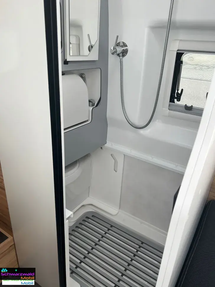 Fahrzeugbild Pilote V600J FIAT Markise isol. Abwas. Navi uvm. #8