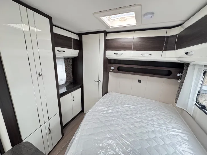 Fahrzeugbild Hobby Prestige 720 KWFU #9