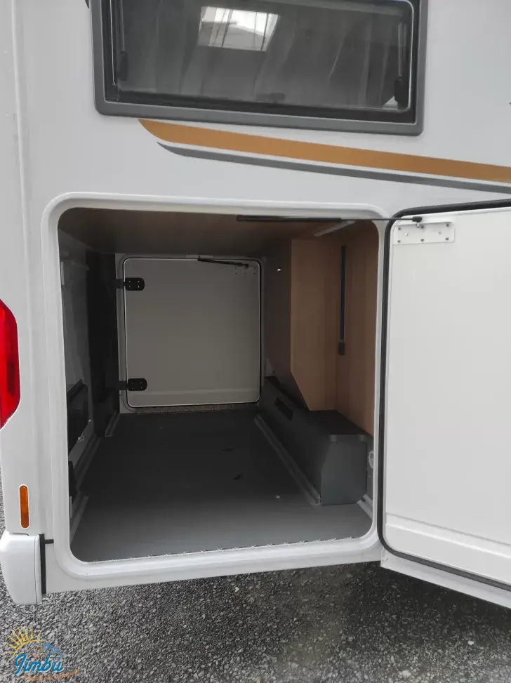 Fahrzeugbild Malibu I 450 RB-LE lightweight 3.5t 140 PS Automatik-2230 #26