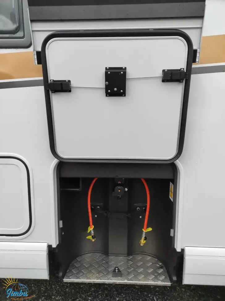 Fahrzeugbild Malibu I 450 RB-LE lightweight 3.5t 140 PS Automatik-2230 #28