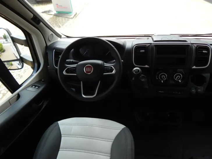 Fahrzeugbild Sunlight A 60 Navigation + Rückfahrkamera #10