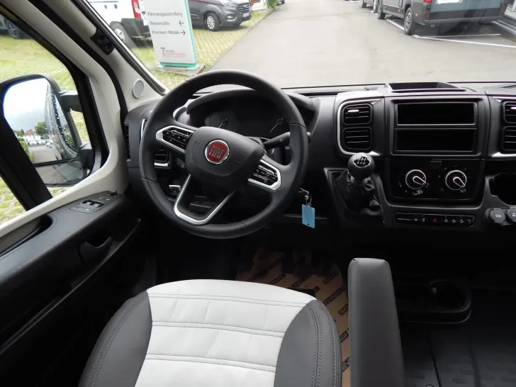 Fahrzeugbild Sunlight Adventure Cliff 600 Ab November 2026 #10