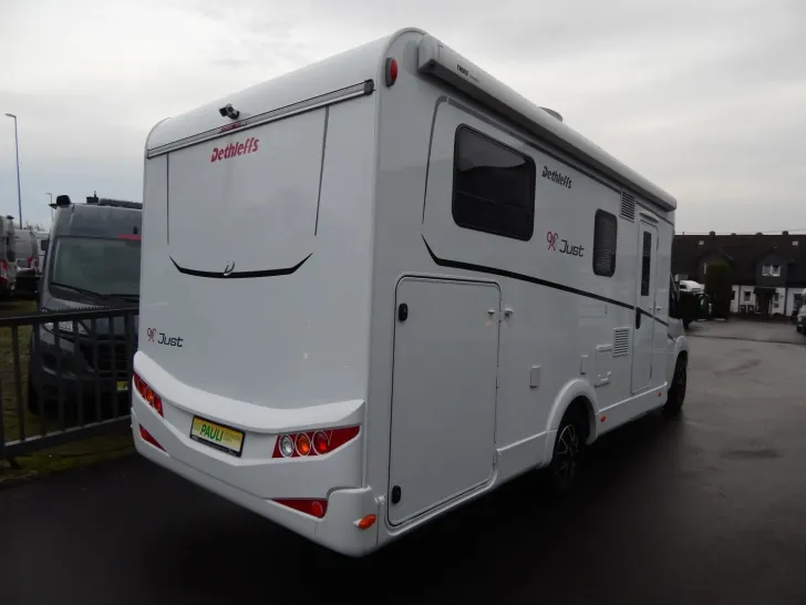 Fahrzeugbild Dethleffs Just 90 T 7052 EB Familienfahrzeug #5