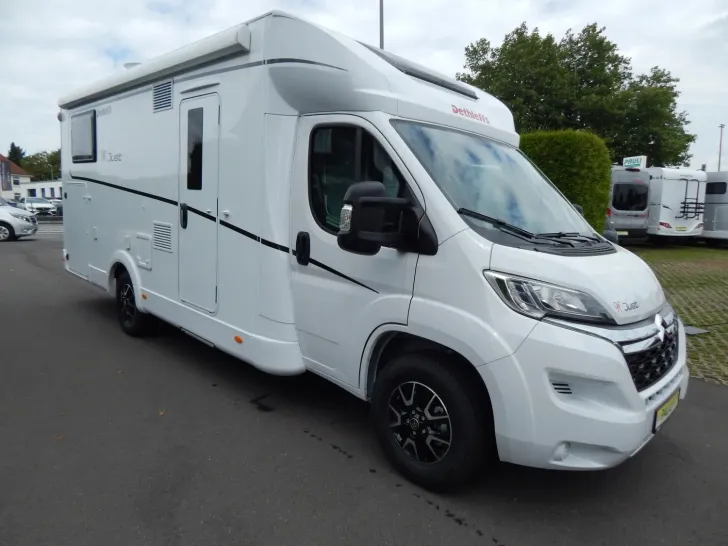 Fahrzeugbild Dethleffs Just 90 T 7052 EB Hubbett #4