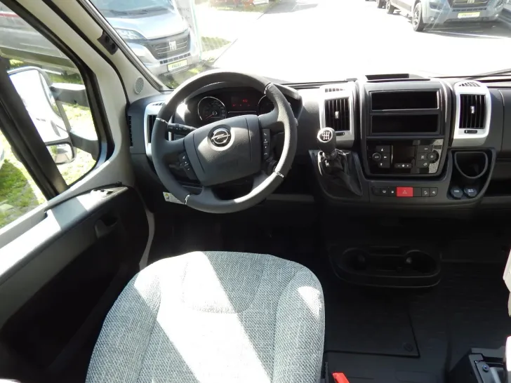 Fahrzeugbild Dethleffs Just Camp T 7052 EB Ab November 2026 #11