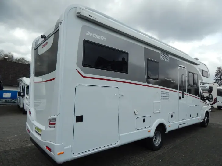 Fahrzeugbild Dethleffs Globetrotter XXL A 9000-2 EB Top Family Fahrzeug #6