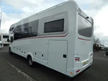 Fahrzeugbild Dethleffs Globetrotter XXL A 9000-2 EB Top Family Fahrzeug #7