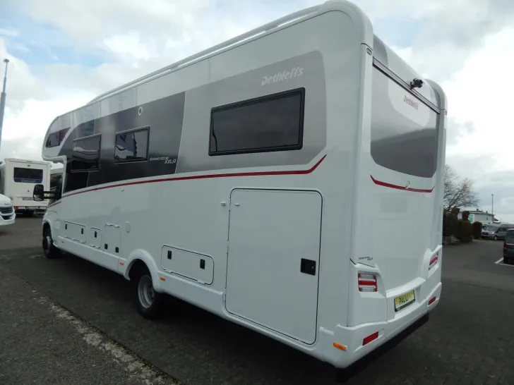 Fahrzeugbild Dethleffs Globetrotter XXL A 9000-2 EB Top Family Fahrzeug #7