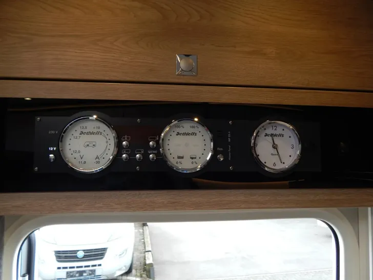 Fahrzeugbild Dethleffs Globetrotter XXL A 9000-2 EB Top Family Fahrzeug #18