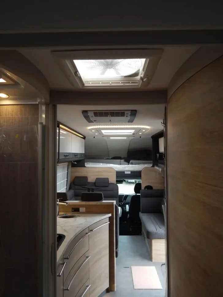 Fahrzeugbild Dethleffs Globetrotter XXL A 9000-2 EB Top Family Fahrzeug #26