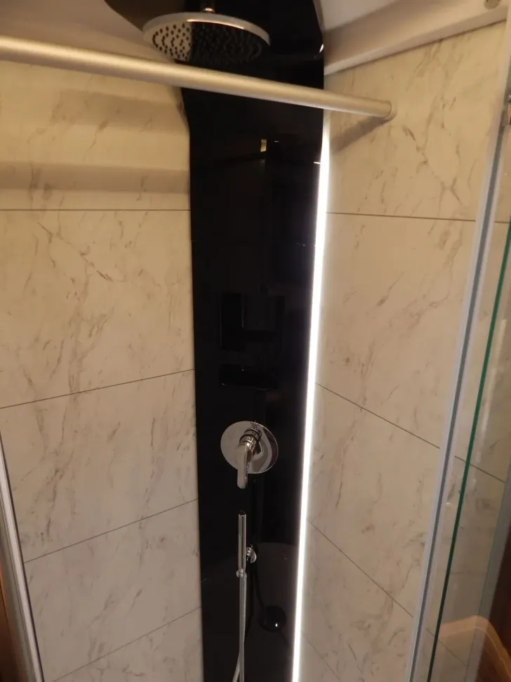 Fahrzeugbild Concorde Charisma 910 MI Vollausstattung #16